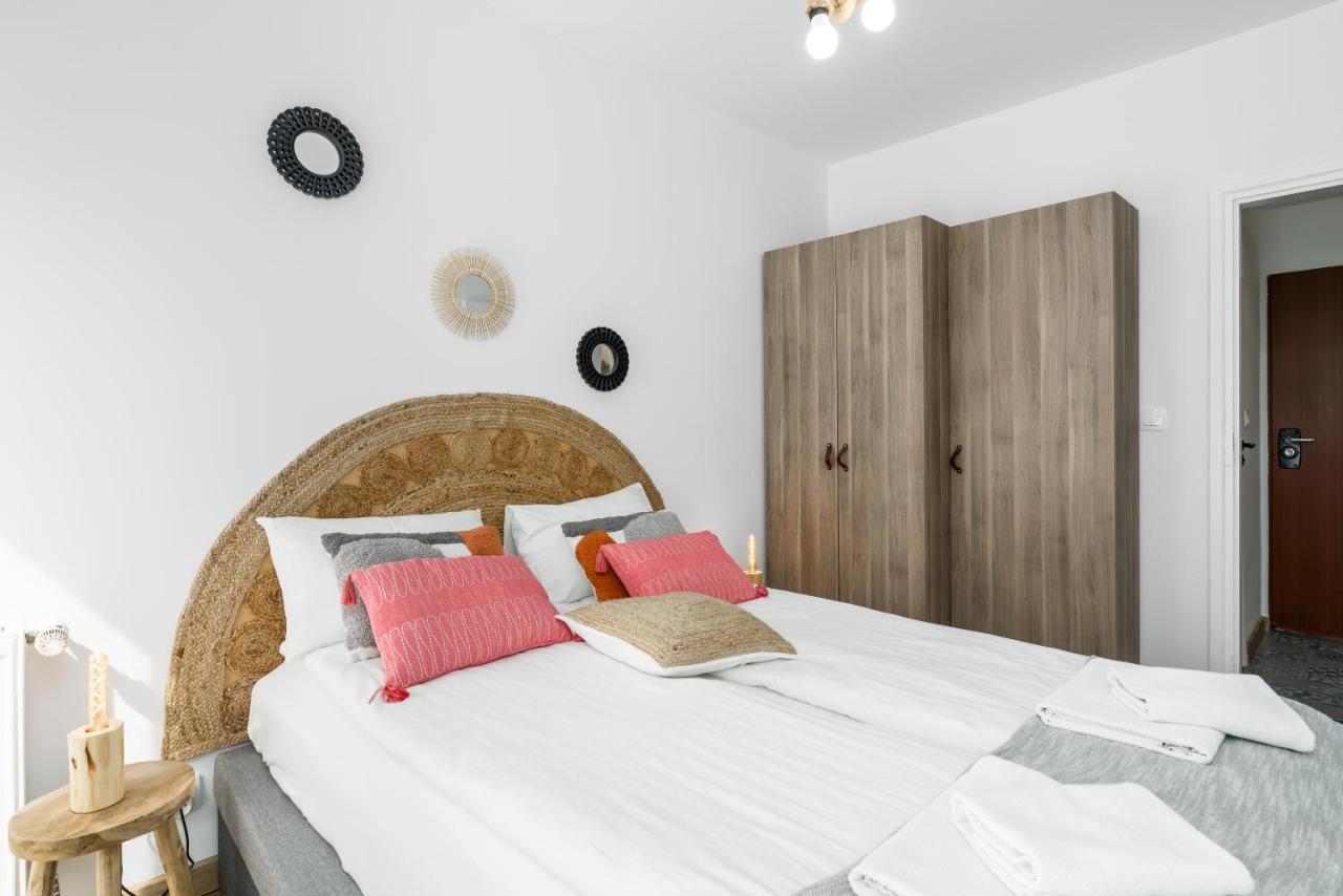 Sleepway Apartments - Boho Dream Poznań Extérieur photo
