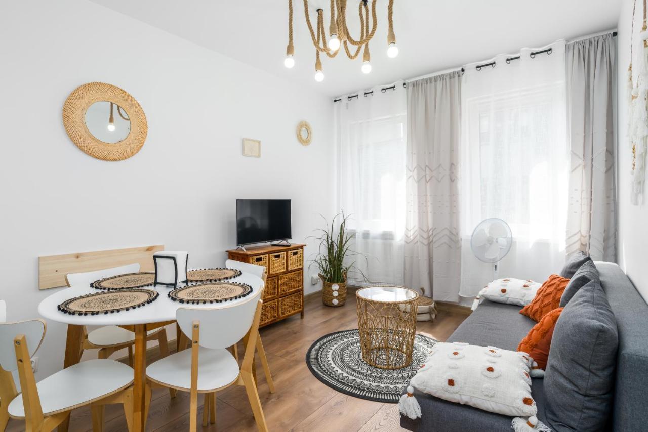 Sleepway Apartments - Boho Dream Poznań Extérieur photo